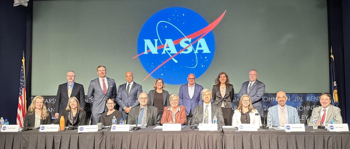 NASA · equipo del estudio UAP en la reunión pública del 31 de mayo de 2023.